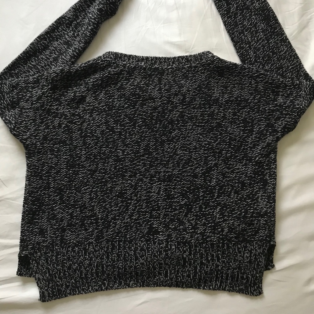 OCT 10 CLOSET CLOSING RD Style Crewneck Sweater - Picture 4 of 4